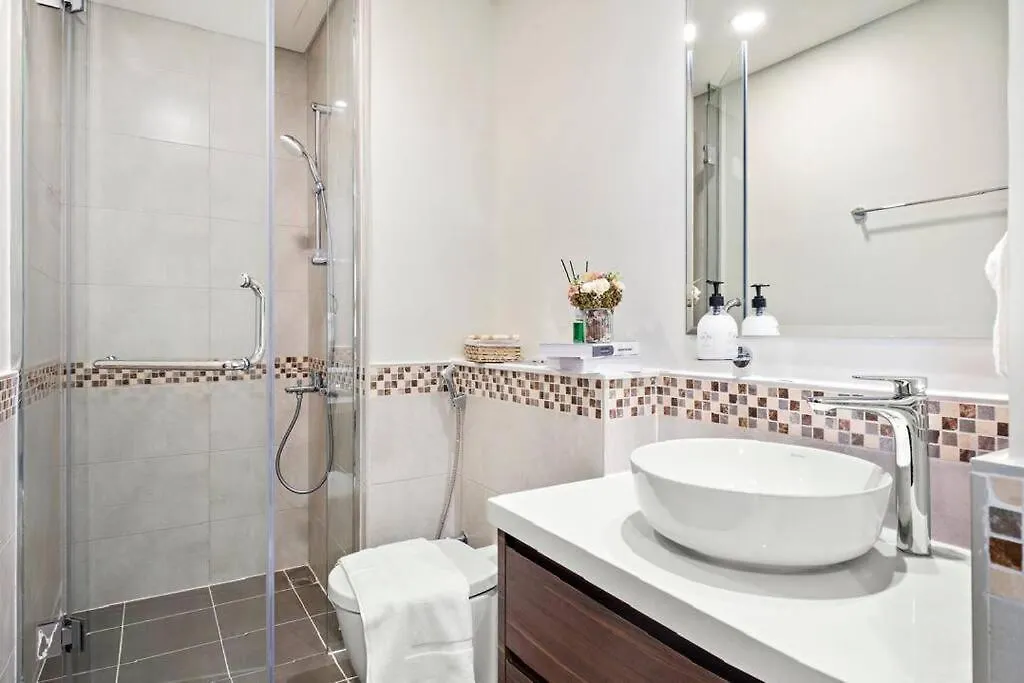 Stunning 1Bhk With A Canal View ドバイ 0*,  アラブ首長国連邦